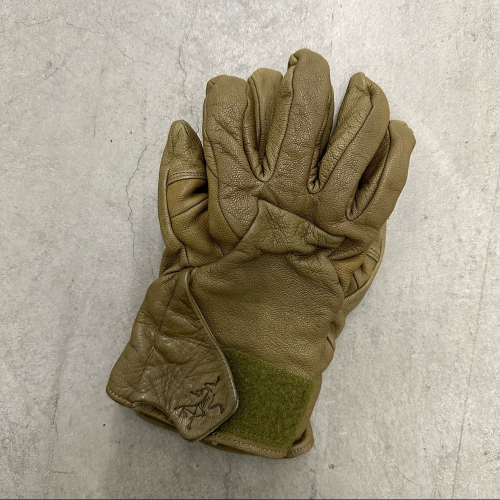 Arc’teryx LEAF Tactician AR Leather Gloves Crocodile